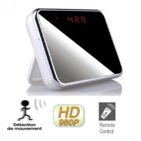 Horloge miroir avec caméra cachée couleur et DVR - HD - Carte micro SD jusquà 32Go