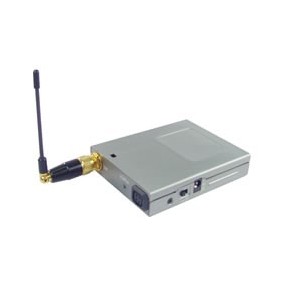 Emetteur sans fil A/V 2,4 GHz - 4 canaux - 600mW - Portée 1500m (réservé à l’exportation)