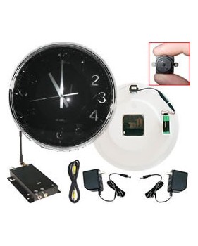 Caméra cachée sans fil couleur dans une horloge murale